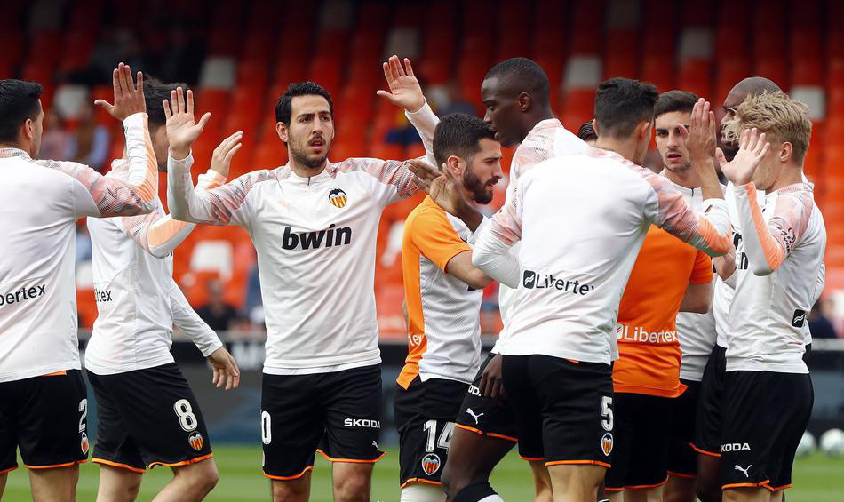 爱游戏app-阿贾克斯与法兰克福欧战风云再起